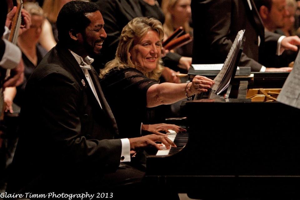 André Thomas shares the piano with Judy Arthur during the Chorus’ 8th Annual Unity Concert on Jan. 26, 2013, which celebrated the music of Dr. Thomas