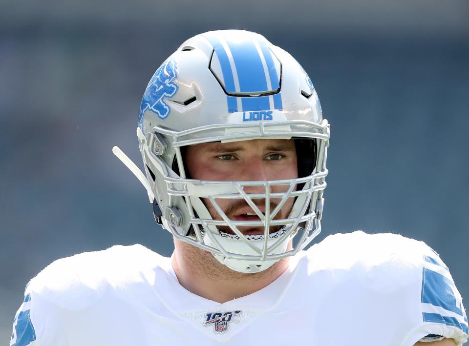 PHILADELPHIA, PENNSYLVANIA - SEPTEMBER 22:   Frank Ragnow #77 of the Detroit Lions looks on during warm ups before the game against the Philadelphia Eagles at Lincoln Financial Field on September 22, 2019 in Philadelphia, Pennsylvania. (Photo by Elsa/Getty Images)