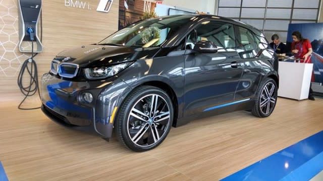 Bmw I3 Rex Electric Car Lawsuit Range Extender Power Loss Alleged