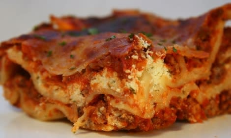 Is the most popular dish in America lasagna?