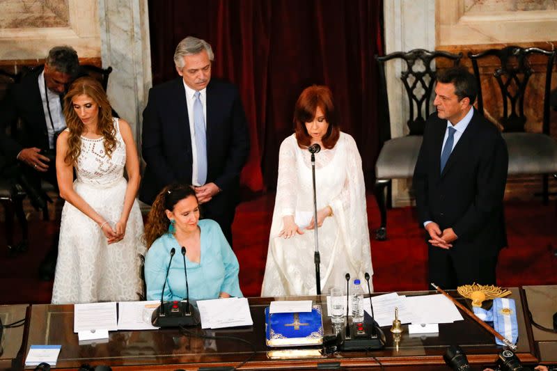 Cristina Fernández de Kirchner jura como nueva vicepresidenta de Argentina en el Congreso Nacional, Buenos Aires.