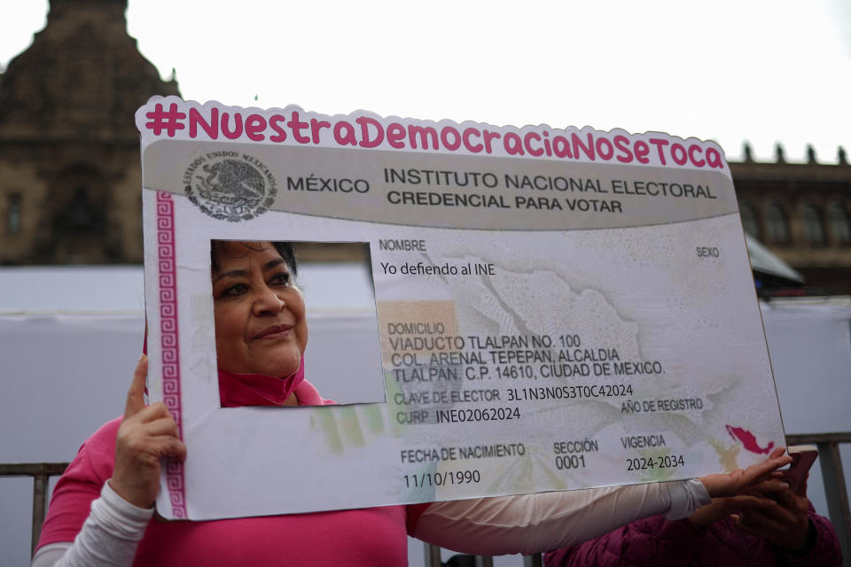 No toquen la democracia