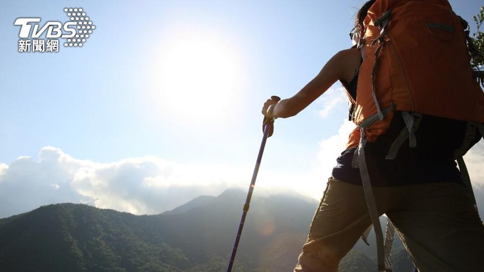 可登山吸收陽氣。（示意圖／shutterstock達志影像）