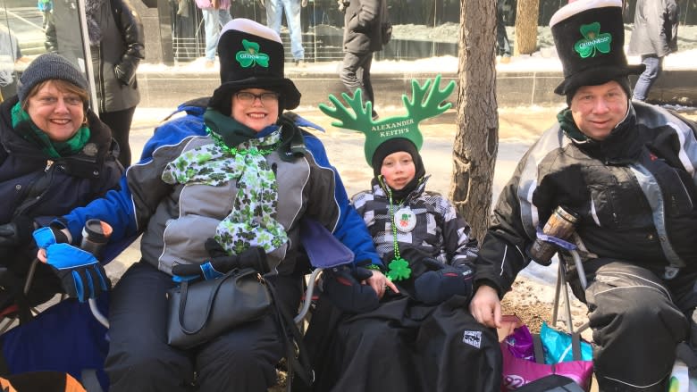 Montreal goes green for annual St. Patrick's Day parade