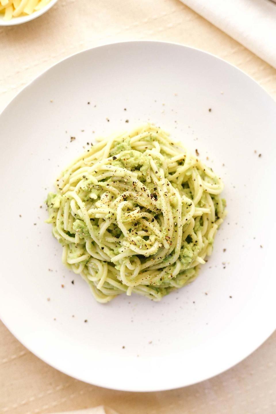 <strong>Get the <a href="http://happyketo.com/keto-creamy-avocado-pasta-shirataki/">Keto Creamy Avocado Pasta with Shirataki </a>recipe from Happy Keto.</strong>