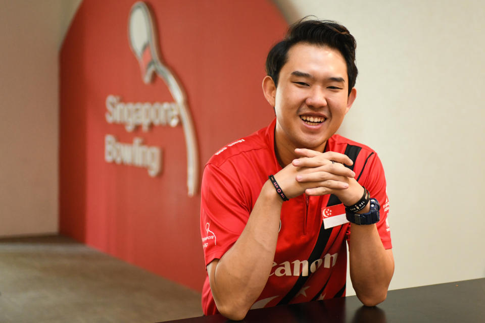 National bowler Muhammad Jaris Goh blocks out the pressures of success by being focused on the process of his competition routines. (PHOTO: Stefanus Ian/Yahoo News Singapore)