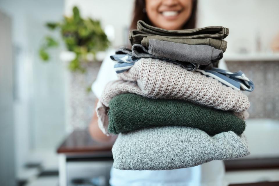 How to Remove Mildew and Musty Smells from Clothes