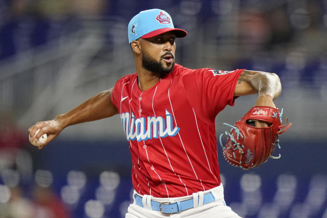 Alcantara tosses complete-game, 5-hitter as the Marlins beat