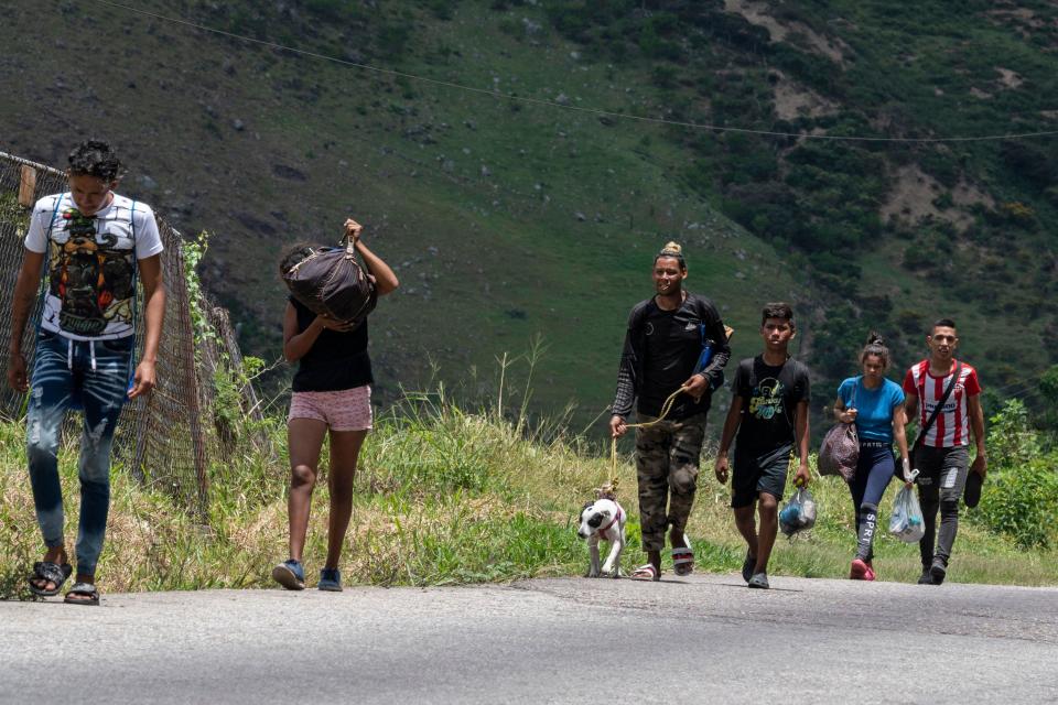 A group of Venezuelan migrants called 