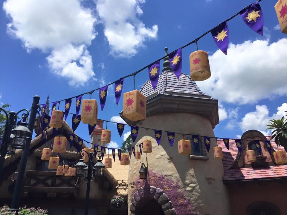 disney rapunzel bathrooms