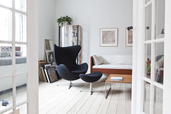 Arne Jacobsens „Egg Chair“ feierte gerade seinen 50. Geburtstag. Er gilt als Klassiker und ist in Designmuseen weltweit zu bewundern. (Bild: fritzhansen.com)