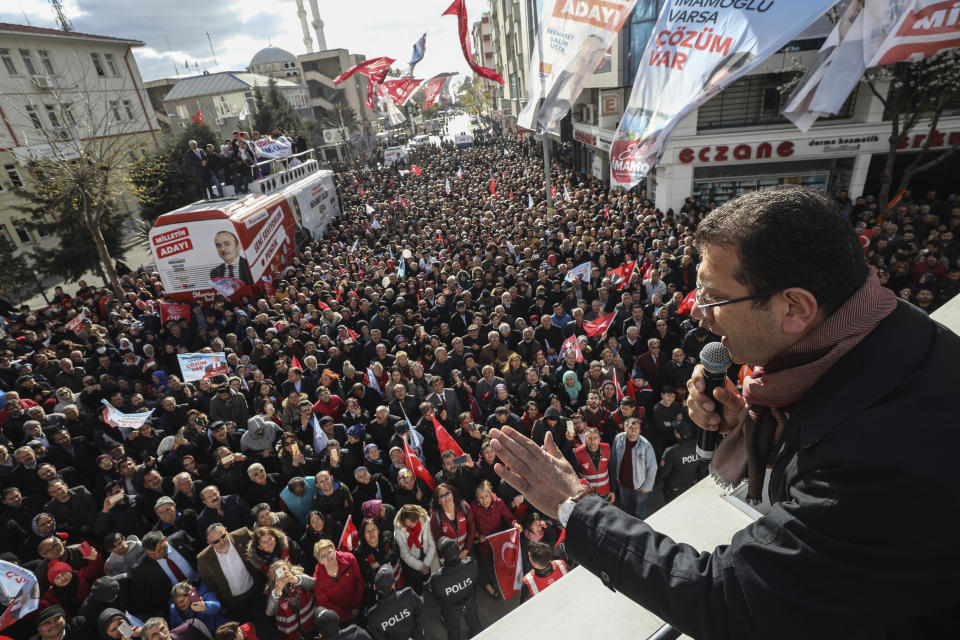 Ekrem Imamoglu, mayoral candidate for Istanbul of the main opposition Republican People's Party (CHP), addresses his supporters during a rally in Istanbul, Friday, March 29, 2019, ahead of local elections scheduled for March 31, 2019. (AP Photo/Emrah Gurel)