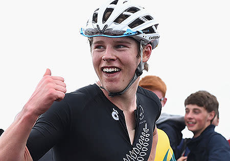 Kiwi mountain bikers Anton Cooper and Sam Gaze win gold and silver at the Glasgow Games cross country race.