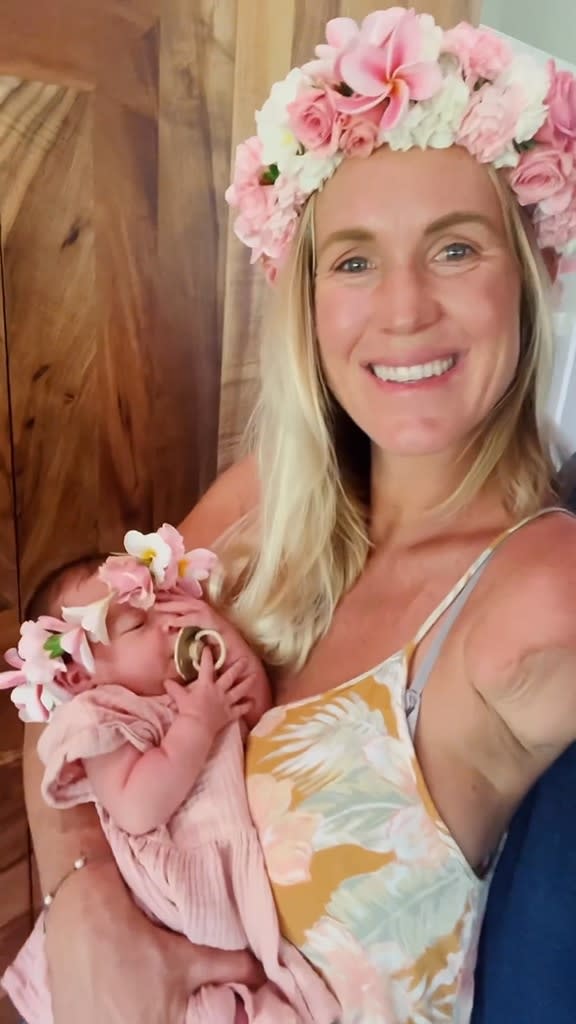 Bethany Hamilton, Baby Girl, Instagram