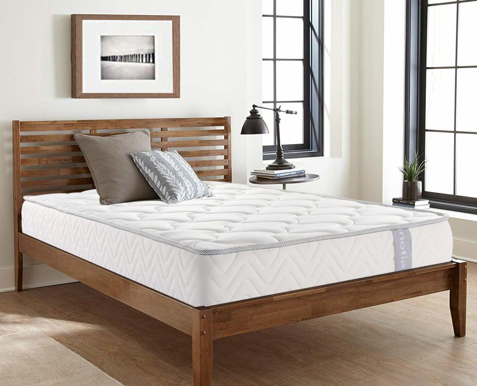 Inofia Queen Mattress 8 Inch, Cool Memory Foam Double Mattress Bed in a Box, CertiPUR-US Certified, Pressure Relief, 100 Night Trial. (Photo: Amazon)