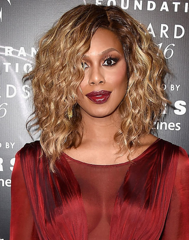 The 16 Best Haircuts for Curly Hair in 2021