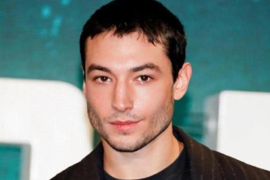 Ezra Miller se declarará culpable de allanamiento ilegal 