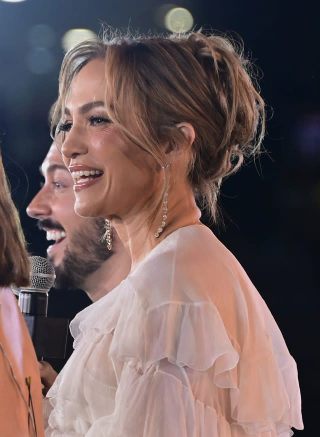 Jennifer Lopez: Auf ihrer Promo-Tour lächelt sie Trennungsgerüchte weg