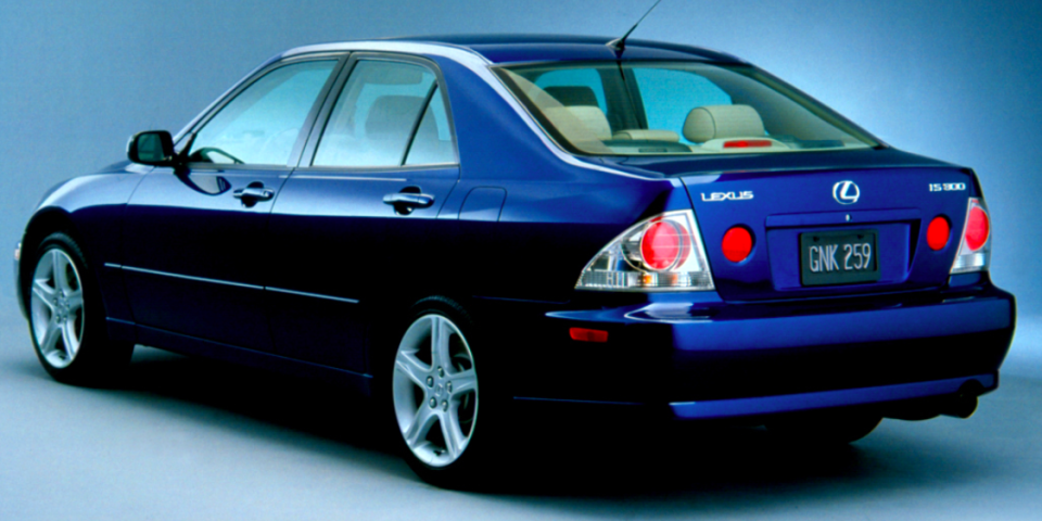 Lexus IS300