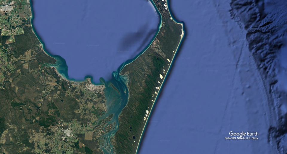 The incident occurred on K'gari (Fraser Island). Source: Google Earth