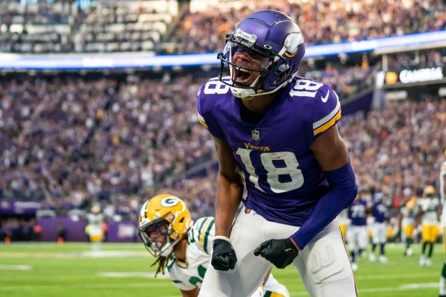 Packers dismantle Vikings, scoring in all three phases en route to 41-17  blowout win - Acme Packing Company