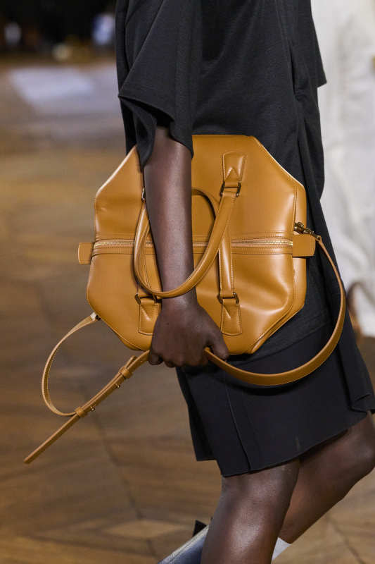 The 58 Best Bags From Paris Fashion Week's Spring 2024 Runways - Fashionista