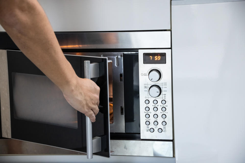 16% of Brits said they are unaware that many household appliances use up electricity whilst not in use appliances in life. Photo: Getty Images