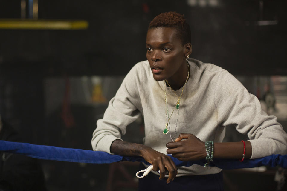 Sheila Atim plays Berry's trainer and love interest in Bruised (Photo: John Baer/Netflix) 