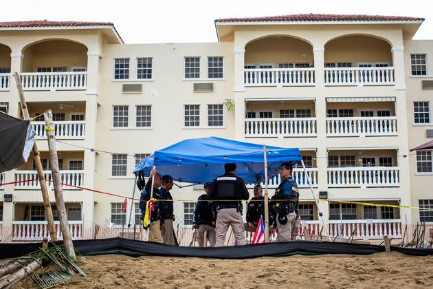 Protesters have seen the presence of armed police as a sign a simple pool had become a political priority of the elite.  (Photo: Erika P. Rodriguez for HuffPost)