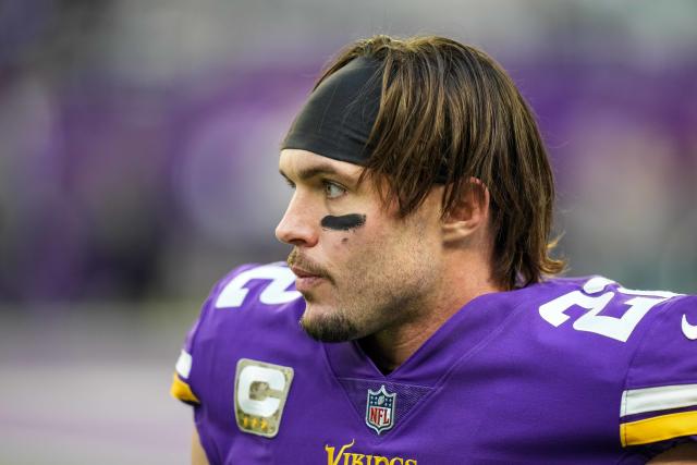 Safety Harrison Smith to remain with Vikings after agreeing to pay