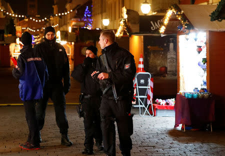 Police have evacuated a Christmas market and the surrounding area in the German city of Potsdam, near Berlin, Germany, December 1, 2017, to investigate a suspicious object. Reuters/Fabrizio Bensch