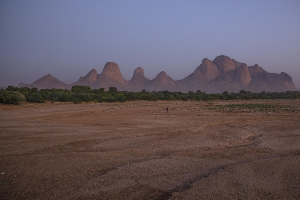 A general view of Kassala Mountains near the border with Eritrea, eastern Sudan, Nov. 20, 2020. Ethiopia's deadly conflict with its northern Tigray region spilled over the border as several thousand people fled into Sudan, along with soldiers seeking protection, while the Tigray regional leader accused Eritrea of attacking at the request of Ethiopia's federal government. (AP Photo/Nariman El-Mofty)