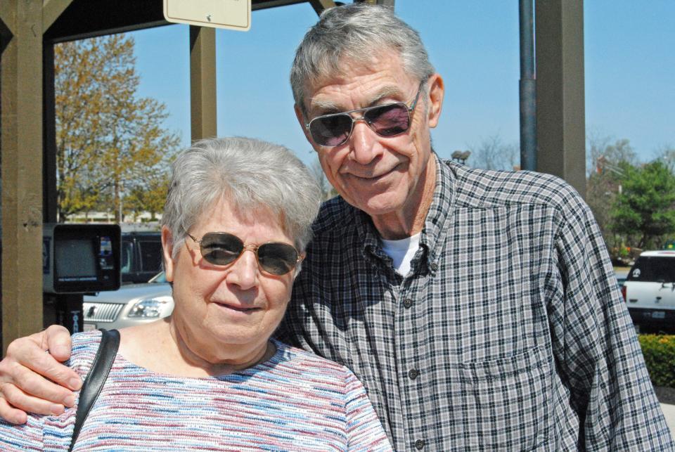 Carolyn and Bill Suman pose for a picture during a 2013 visit to the attractions in Branson, Mo.