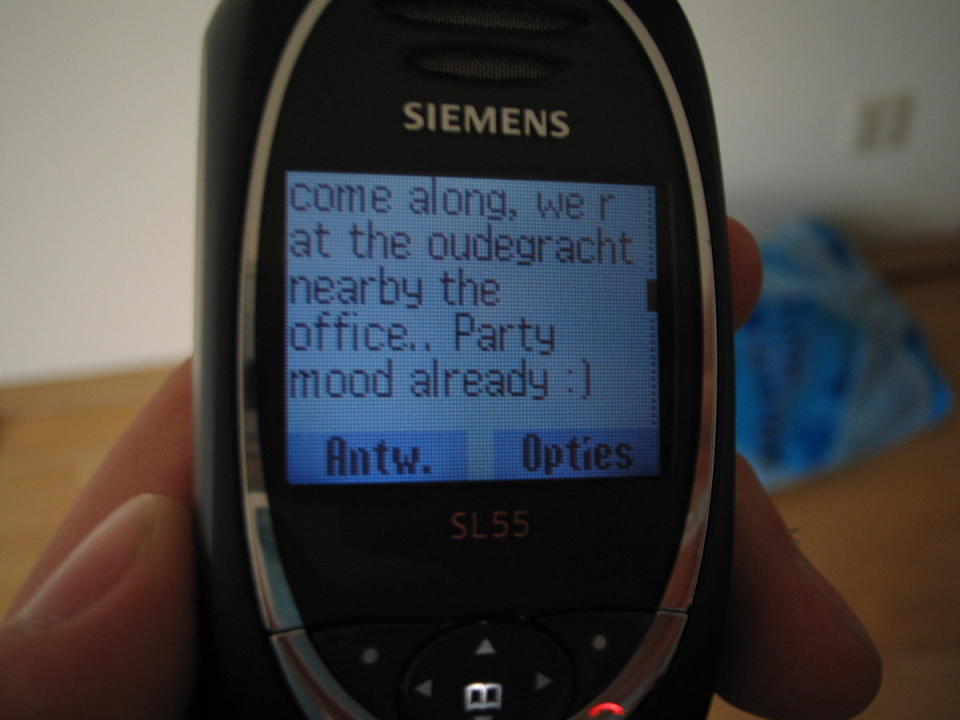 Los SMS cumplen 25 años (Wikimedia Commons)