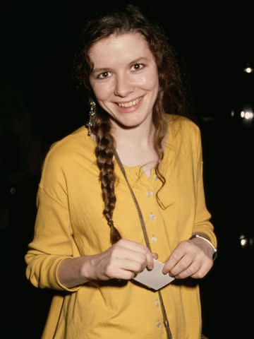 <p>Vinnie Zuffante/Getty</p> Edie Brickell attends a K-ROQ Radio party in New York City in 1988.