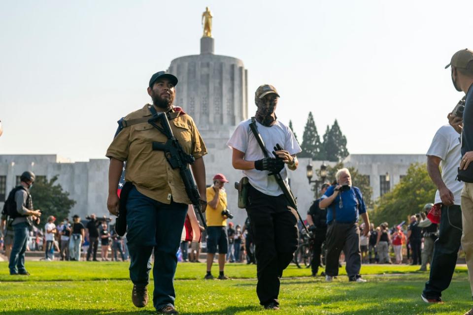 Right Wing Groups Organize Large Car Rally Near Portland, Oregon As Counter To Ongoing Anti-Police Protesters