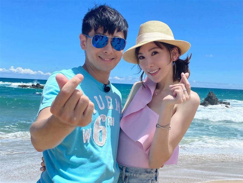 林志穎與陳若儀結婚多年，育有3子。（翻攝林志穎微博）