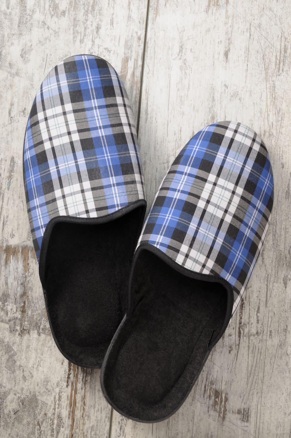 <p>Bad news for those who love rocking some fashionable, comfy slippers all day and night around the house: <a href="https://www.longisland.com/strange-laws-of-long-island-and-new-york-state.html" rel="nofollow noopener" target="_blank" data-ylk="slk:One old law;elm:context_link;itc:0;sec:content-canvas" class="link ">One old law</a> says that slippers are not to be worn after dark in New York (though we can't imagine how this law exactly came about!).</p>