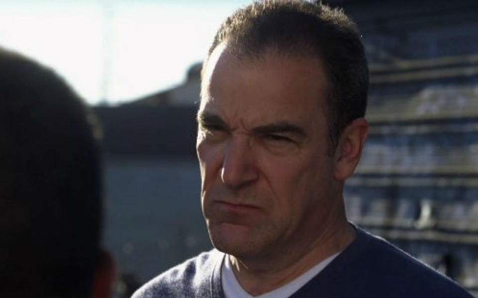 <p>Mandy Patinkin, alias Jason Gideon dans <i>Esprits Criminels</i>, quitte la série en 2007. La raison ? Il jugeait la série trop violente. Depuis, il a également su se faire connaître des téléspectateurs pour son rôle de Saul Berenson dans <i>Homeland</i>. </p>...