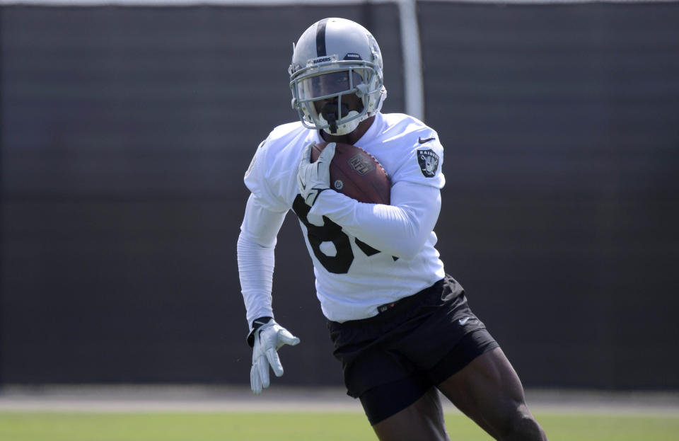 May 28, 2019; Alameda, CA,  USA; Oakland Raiders receiver Antonio Brown (84) during organized team activities at the Raiders practice facility. Mandatory Credit: Kirby Lee-USA TODAY Sports