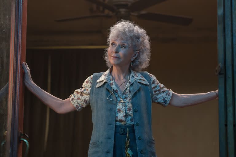 Así aparecerá Rita Moreno en la remake de Amor sin barreras, dirigida por Steven Spielberg, que se estrena a fines de 2021  