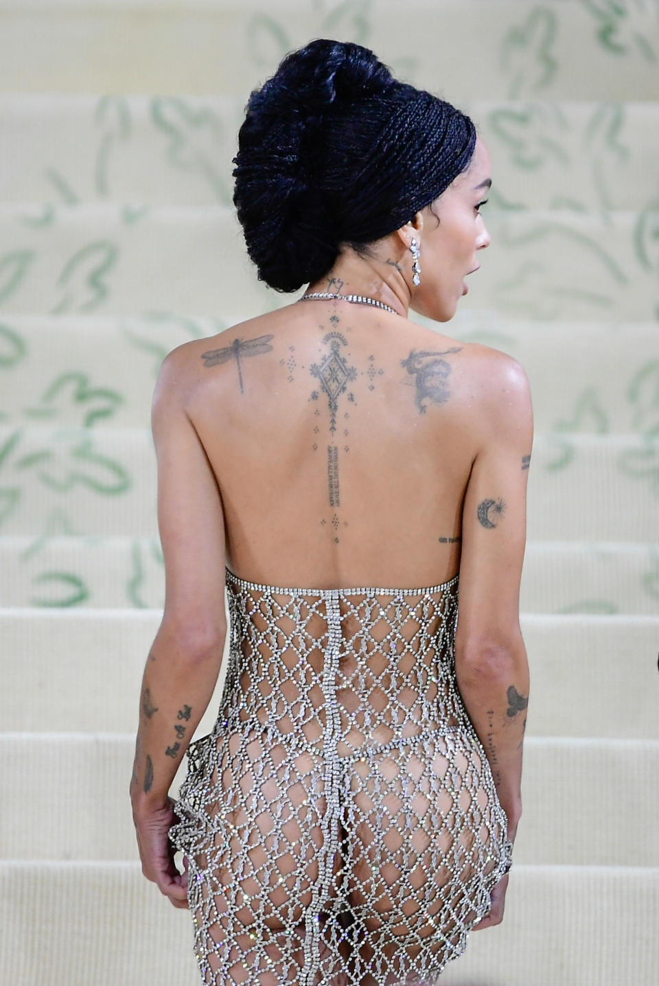 The back of Zoe's dress