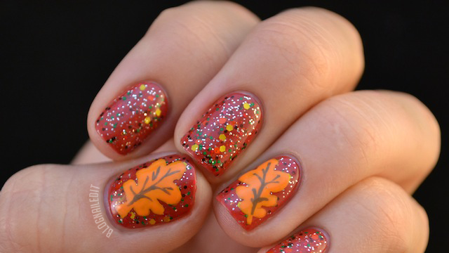 fall nail ideas sparkly leaves design