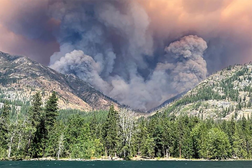 The Pioneer Fire in Washington.  (Southeast Region-Department of Natural Resources)