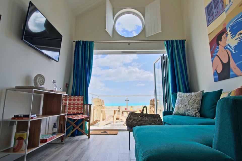 Wake up on the beach at the Beachcroft beach huts (Beachcroft Hotel)