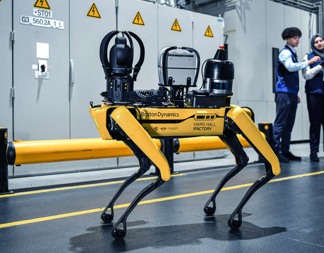 BMW Employs Robot Watchdog At UK Factory