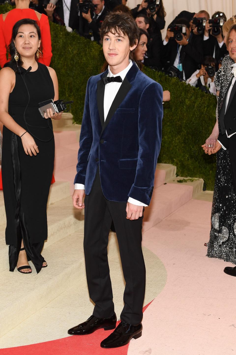 <h1 class="title">Alex Sharp in Burberry</h1><cite class="credit">Photo: BFA.com / Billy Farrell</cite>