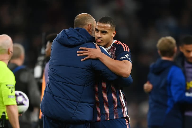 Murillo of Nottingham Forest interacts with Nuno Espirito Santo, Manager of Nottingham Forest, after the Premier League match between Tottenham Hotspur and Nottingham Forest at Tottenham Hotspur Stadium on April 07, 2024 in London, England.