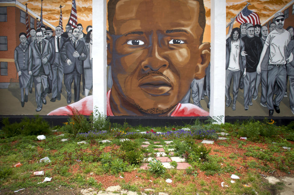 None of the&nbsp;six officers involved in the death of Freddie Gray, 25, who <a href="http://www.bbc.com/news/world-us-canada-32400497" target="_blank">sustained a severe spinal injury</a> and fell into a coma while being transported in a police van on April 12, 2015 in Baltimore, were found guilty. He died a week after his arrest. After the first three officers --&nbsp;including the driver and the highest-ranking officer -- were acquitted in their individual cases, <a href="http://www.huffingtonpost.com/entry/charges-dropped-freddie-gray-case-officers_us_5798bd33e4b02d5d5ed3a2ec">charges against the remaining officers </a>were dropped.