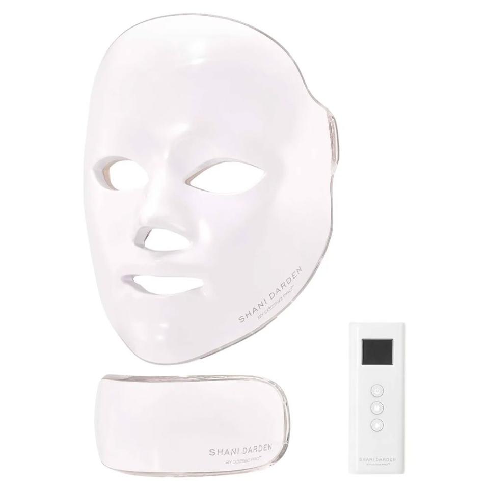 <p><a href="https://go.redirectingat.com?id=74968X1596630&url=https%3A%2F%2Fwww.sephora.com%2Fproduct%2Fshani-darden-by-deesse-pro-led-light-mask-P502216&sref=https%3A%2F%2Fwww.bestproducts.com%2Fbeauty%2Fg36877716%2Fled-face-masks%2F" rel="nofollow noopener" target="_blank" data-ylk="slk:Shop Now;elm:context_link;itc:0;sec:content-canvas" class="link ">Shop Now</a></p><p>PRO LED Light Mask</p><p>sephora.com</p><p>$1900.00</p>